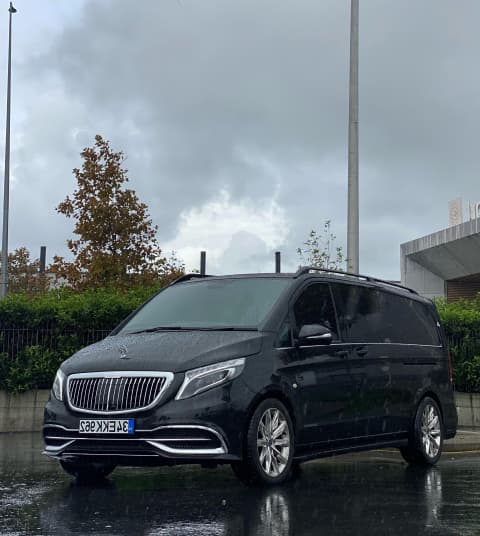 VIP Mercedes Maybach